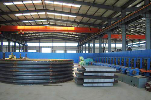 課桌椅須逐步深入市場和細(xì)致開拓